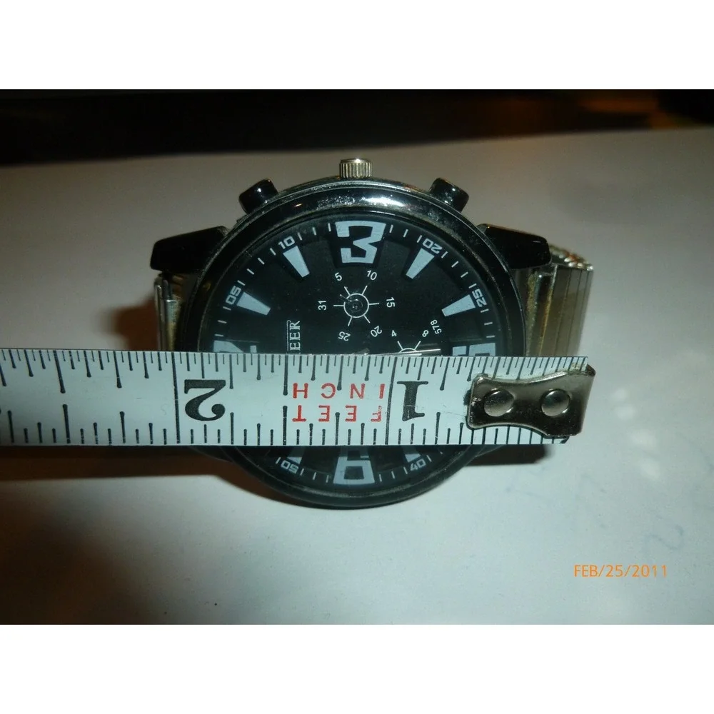 Weijieer Mens Watch Black Dial Large Numbers Stainless Steel Back Expansion Band